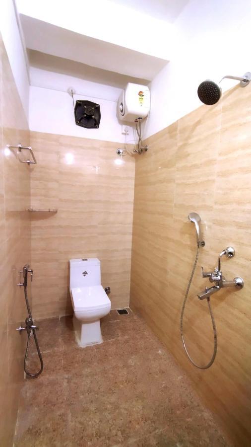 Continental Homestay Port Blair Buitenkant foto